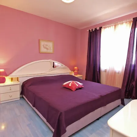 Mila 1039 Apartment Banjole