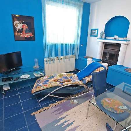 Apartment Mila 1039 *
